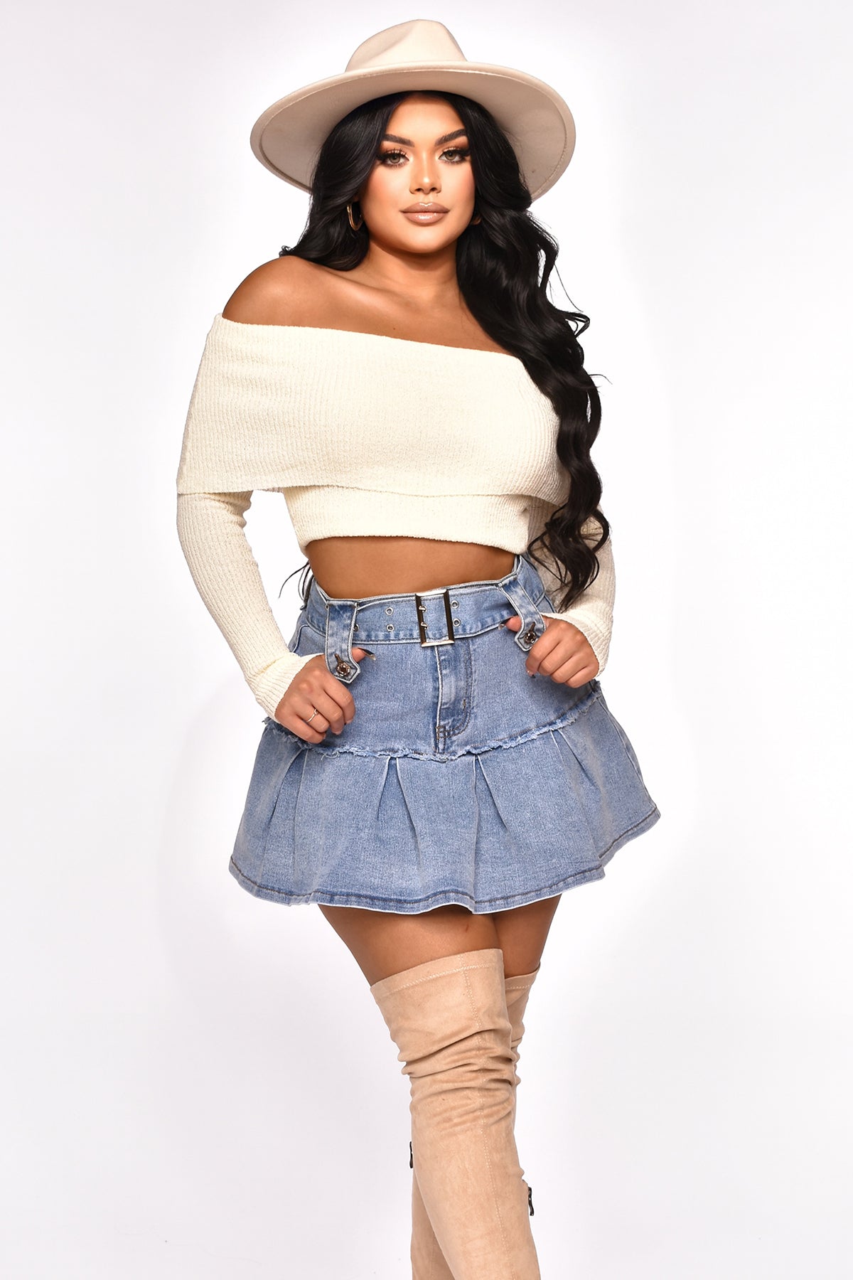 OFF TO DOWNTOWN SKIRT